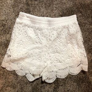 White lace shorts, Small